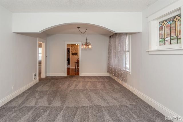 8120 Pennsylvania Avenue, St Louis, MO 63111