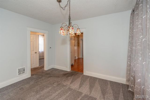 8120 Pennsylvania Avenue, St Louis, MO 63111