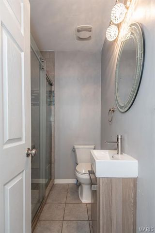 8120 Pennsylvania Avenue, St Louis, MO 63111