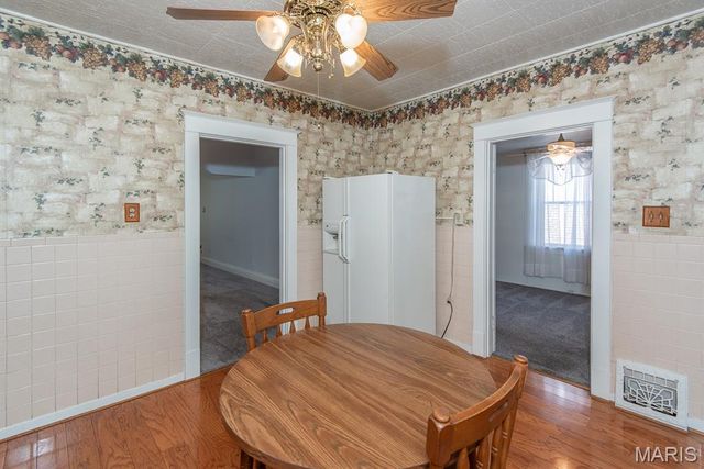 8120 Pennsylvania Avenue, St Louis, MO 63111