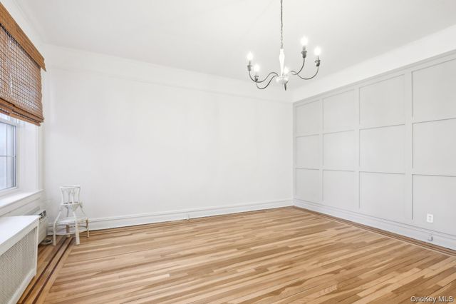 12 Hamilton Place B5, Garden City, NY 11530