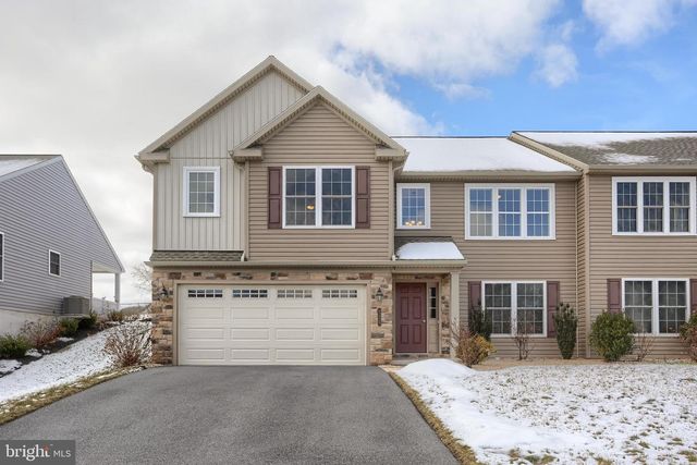 125 SAGE BLVD, Middletown, PA 17057