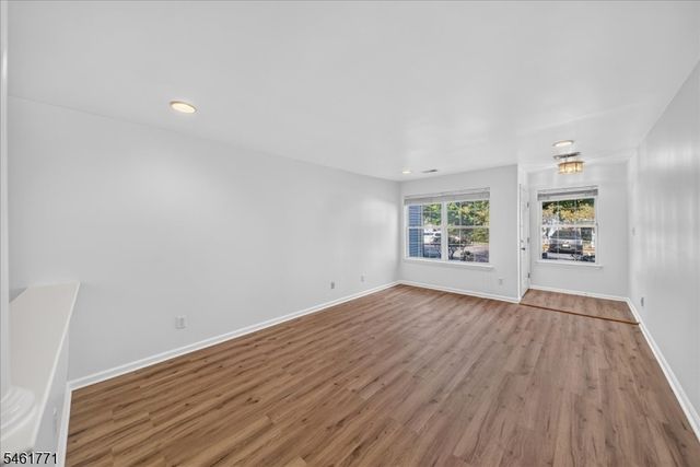 58 Windsong Cir, East Brunswick Twp., NJ 08816
