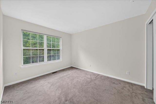 58 Windsong Cir, East Brunswick Twp., NJ 08816