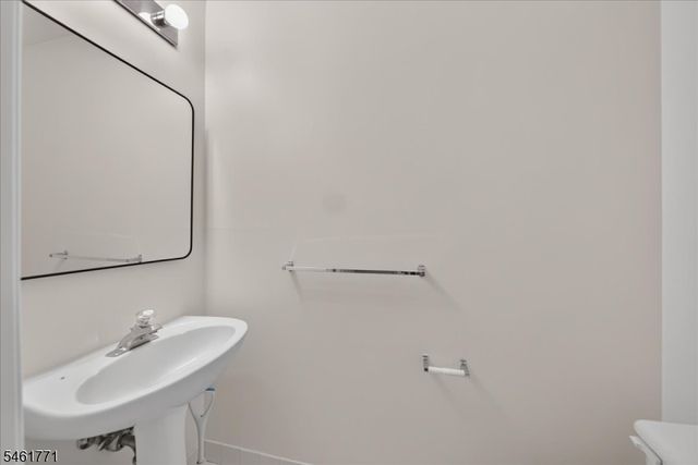 58 Windsong Cir, East Brunswick Twp., NJ 08816