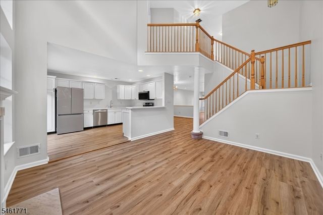 58 Windsong Cir, East Brunswick Twp., NJ 08816