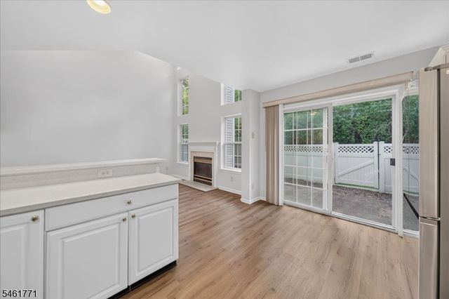 58 Windsong Cir, East Brunswick Twp., NJ 08816