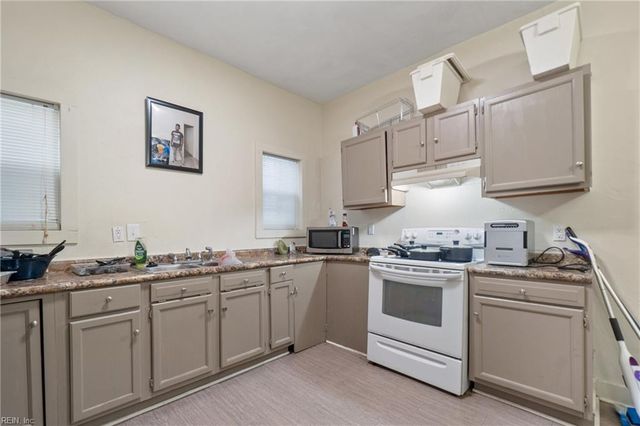 1520 Prentis AVE, Portsmouth, VA 23704