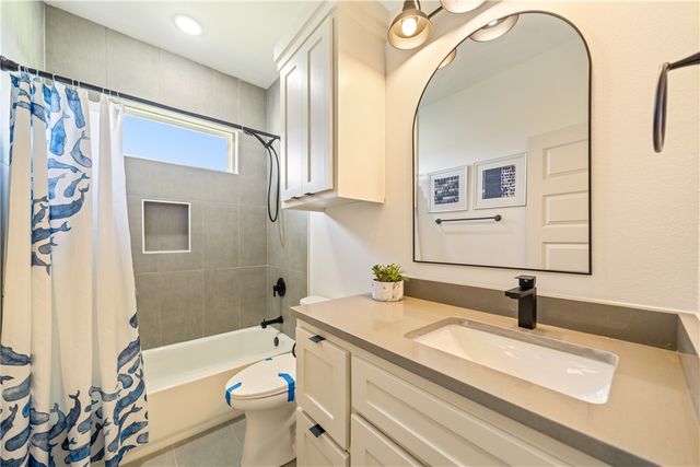 1518 Mariposa Ranch Dr, Corpus Christi, TX 78415