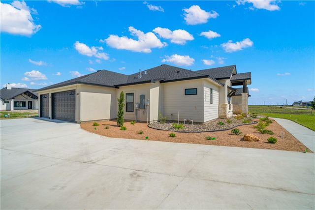 1518 Mariposa Ranch Dr, Corpus Christi, TX 78415