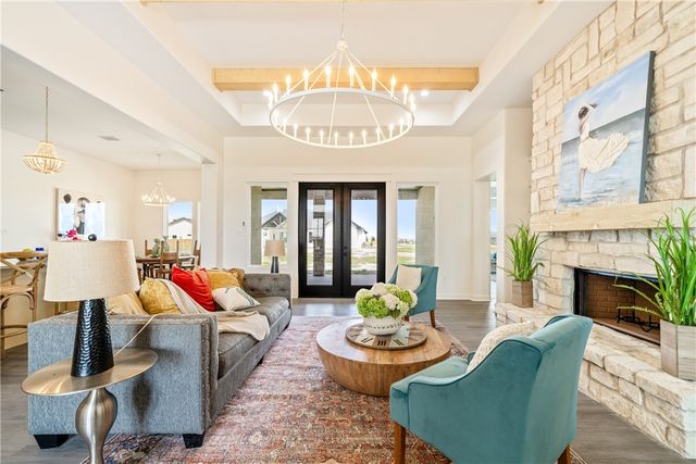 1518 Mariposa Ranch Dr, Corpus Christi, TX 78415