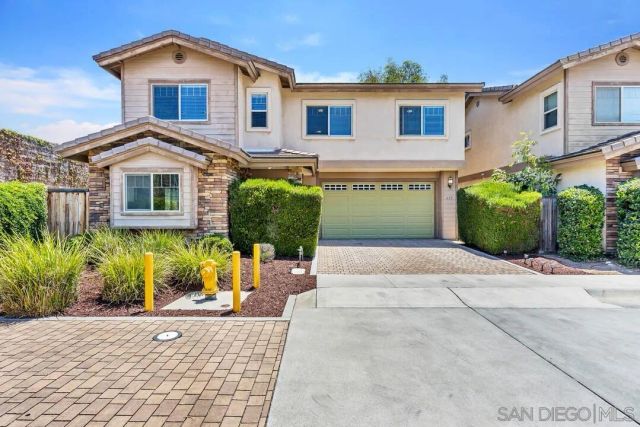 639 Mahalo Ct, El Cajon, CA 92021