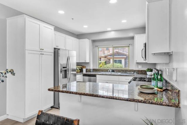 639 Mahalo Ct, El Cajon, CA 92021