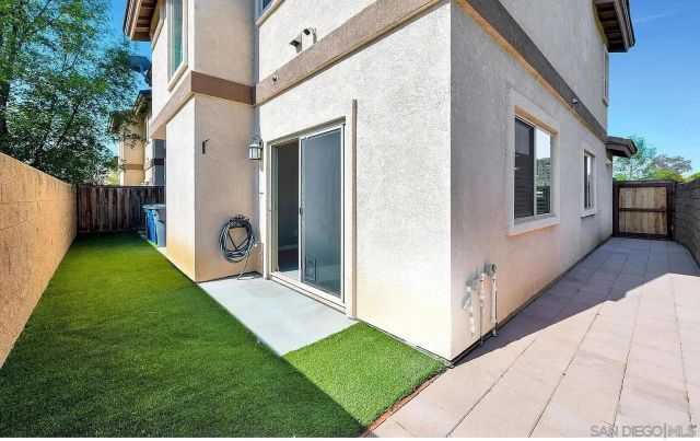 639 Mahalo Ct, El Cajon, CA 92021
