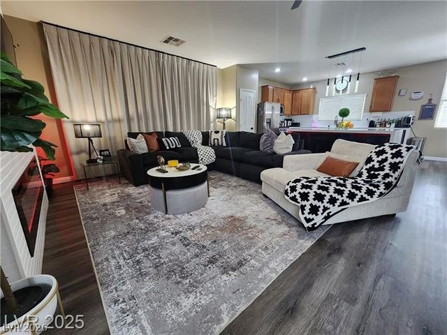 259 Morning Crest Avenue, Las Vegas, NV 89183