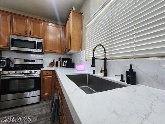 259 Morning Crest Avenue, Las Vegas, NV 89183