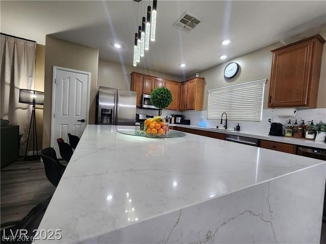 259 Morning Crest Avenue, Las Vegas, NV 89183