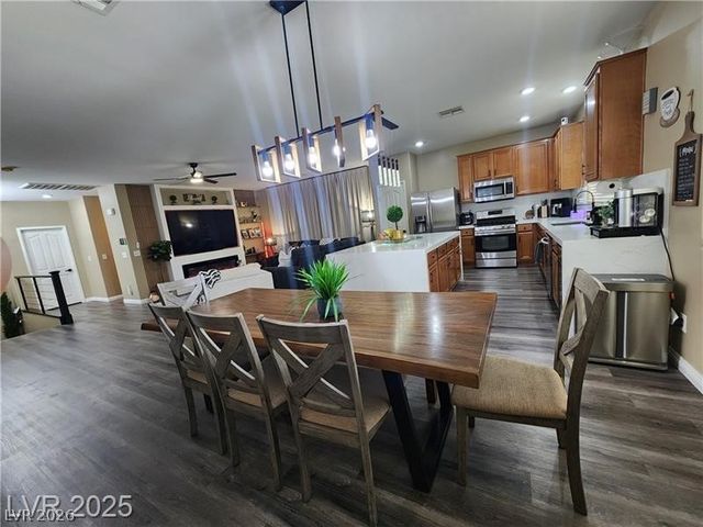 259 Morning Crest Avenue, Las Vegas, NV 89183