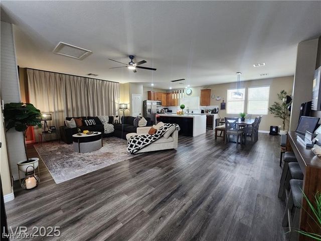 259 Morning Crest Avenue, Las Vegas, NV 89183