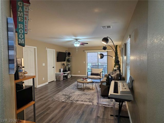 259 Morning Crest Avenue, Las Vegas, NV 89183