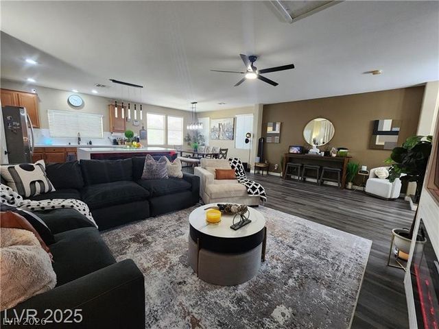 259 Morning Crest Avenue, Las Vegas, NV 89183