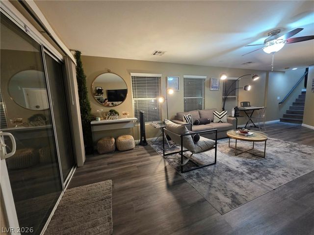 259 Morning Crest Avenue, Las Vegas, NV 89183