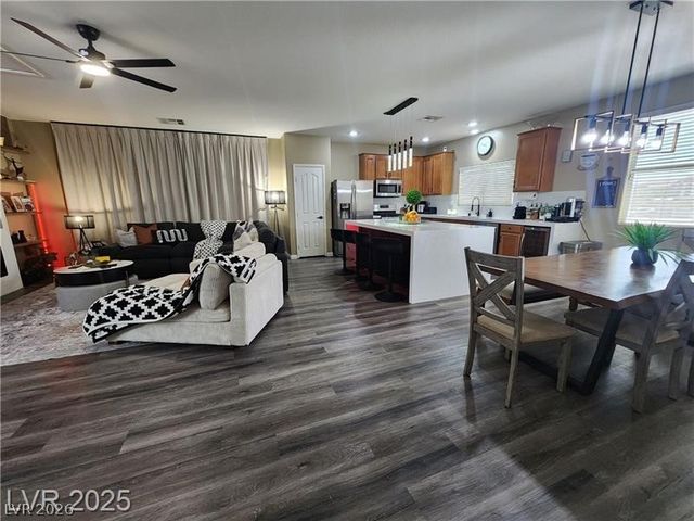 259 Morning Crest Avenue, Las Vegas, NV 89183