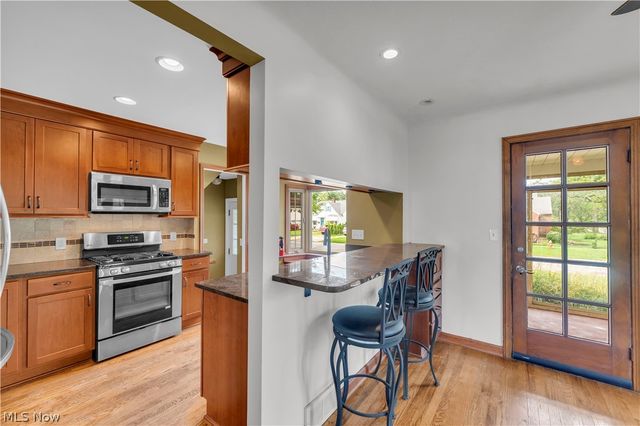 4824 W 58th Street, Cleveland, OH 44144