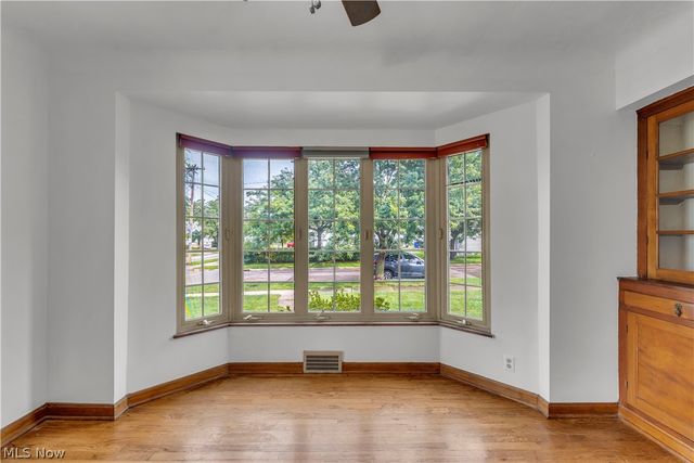 4824 W 58th Street, Cleveland, OH 44144