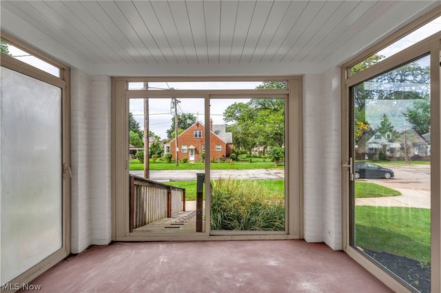 4824 W 58th Street, Cleveland, OH 44144