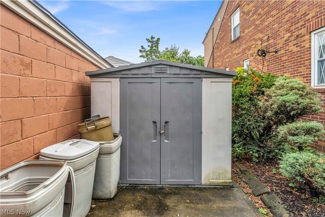 4824 W 58th Street, Cleveland, OH 44144