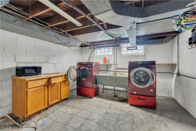 4824 W 58th Street, Cleveland, OH 44144
