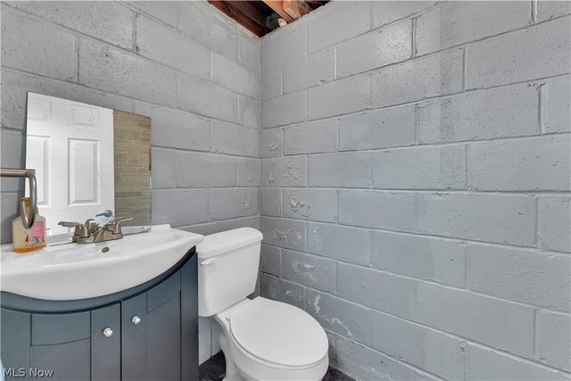 4824 W 58th Street, Cleveland, OH 44144
