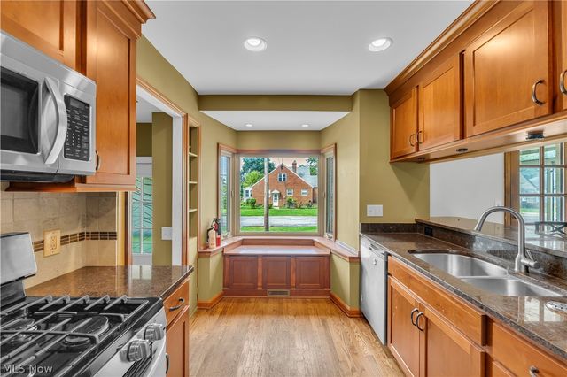 4824 W 58th Street, Cleveland, OH 44144