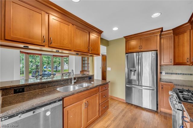 4824 W 58th Street, Cleveland, OH 44144