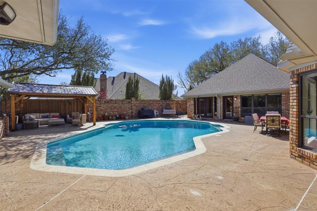 1005 Hemphill Drive, Cleburne, TX 76033