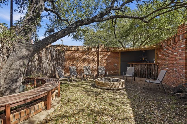 1005 Hemphill Drive, Cleburne, TX 76033