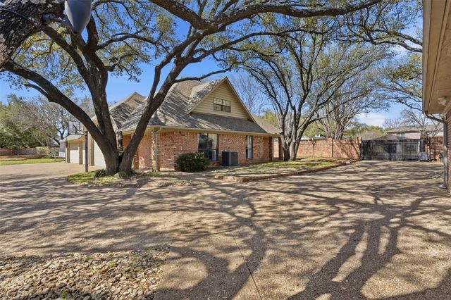 1005 Hemphill Drive, Cleburne, TX 76033