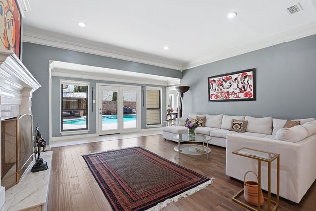 1005 Hemphill Drive, Cleburne, TX 76033