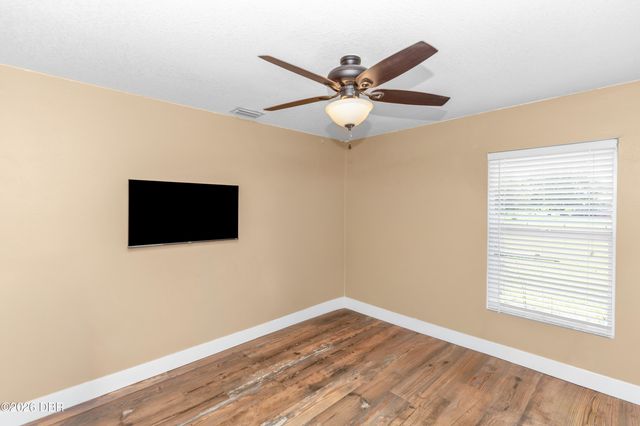 1005 Whispering Creek Way, Osteen, FL 32764