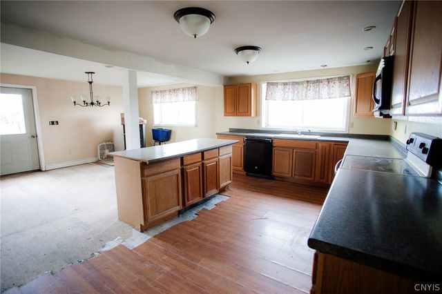 29031 Stony Point Road, Cape Vincent, NY 13618