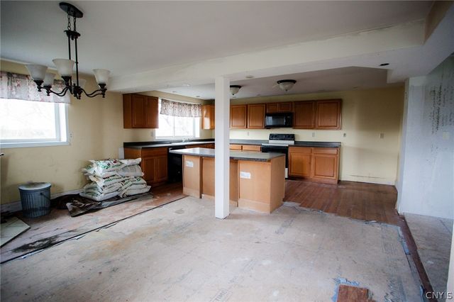 29031 Stony Point Road, Cape Vincent, NY 13618