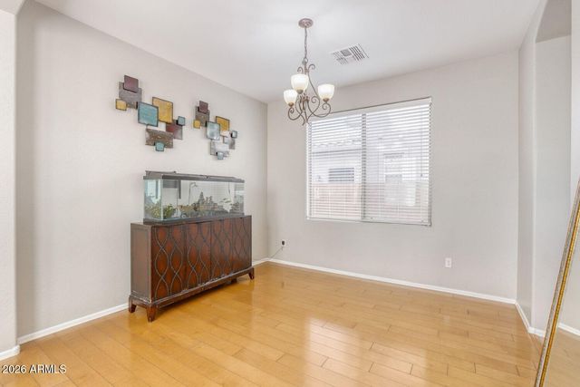 924 W WHITTEN Street, Chandler, AZ 85225