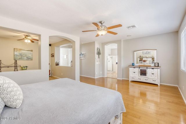 924 W WHITTEN Street, Chandler, AZ 85225