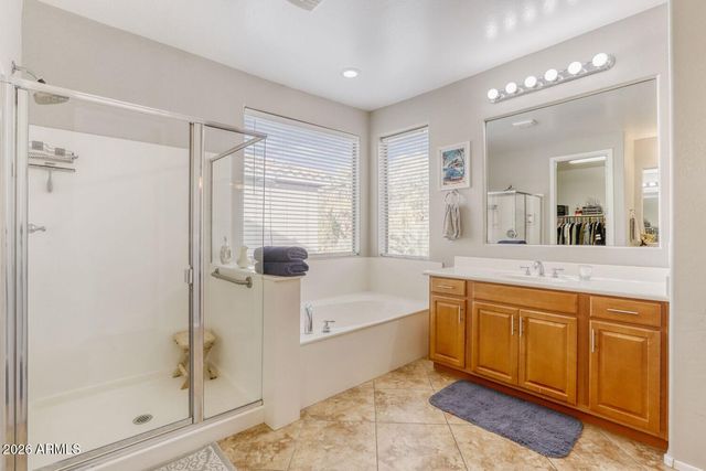 924 W WHITTEN Street, Chandler, AZ 85225