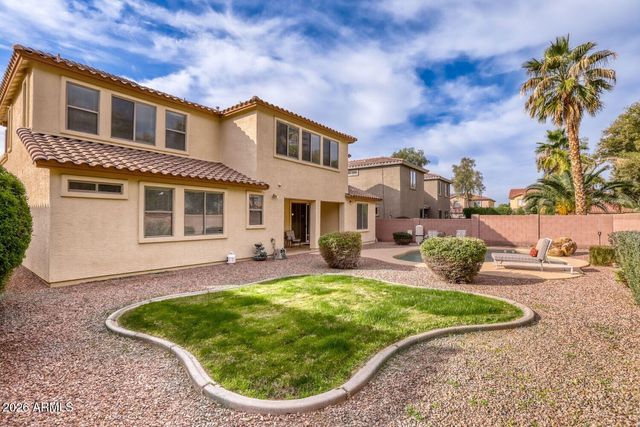 924 W WHITTEN Street, Chandler, AZ 85225