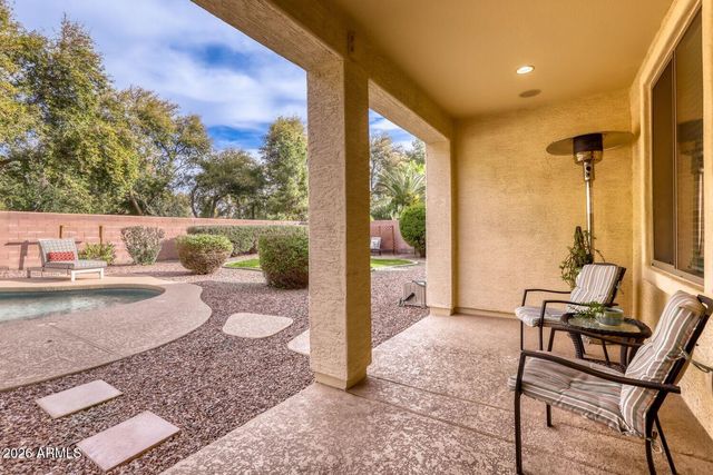 924 W WHITTEN Street, Chandler, AZ 85225