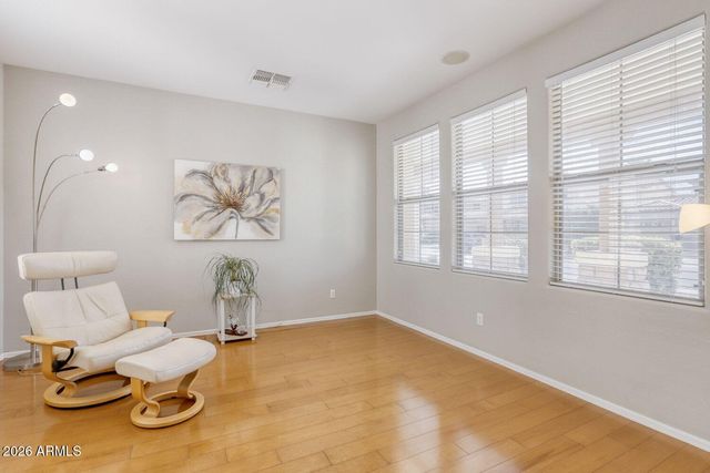 924 W WHITTEN Street, Chandler, AZ 85225