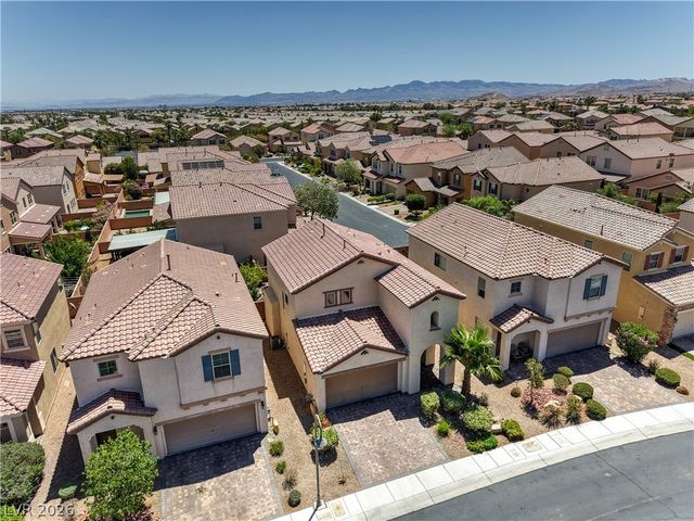 482 Eagle Glen Road, Las Vegas, NV 89148