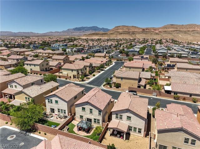 482 Eagle Glen Road, Las Vegas, NV 89148